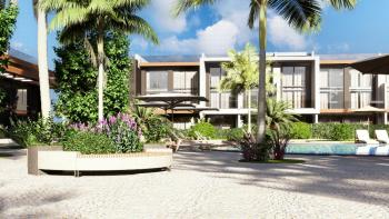 Kıbrıs İskele Long Beach Bölgesinde Site İçerisinde Satılık 1+1Bahçe katı ve Teras Daire