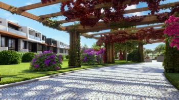 Kıbrıs İskele Long Beach Bölgesinde Site İçerisinde Satılık 1+1Bahçe katı ve Teras Daire