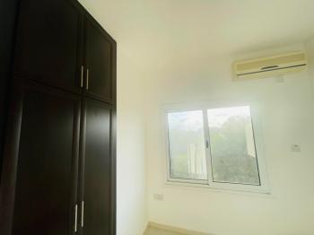FIRSAT Kıbrıs Girne Lapta da Ful Kesilmez Deniz Manzaralı 2+1 Satılık Bahçe ve Üst Kat Daire