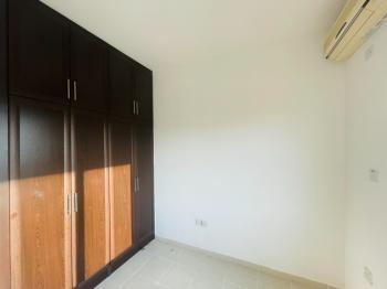 FIRSAT Kıbrıs Girne Lapta da Ful Kesilmez Deniz Manzaralı 2+1 Satılık Bahçe ve Üst Kat Daire