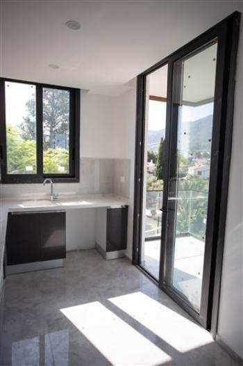 Girne Ballapais'de 3 Yatak Odalı, Satılık Daire