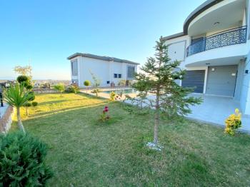 Didim'de Site İçinde Satılık Müstakil Villa