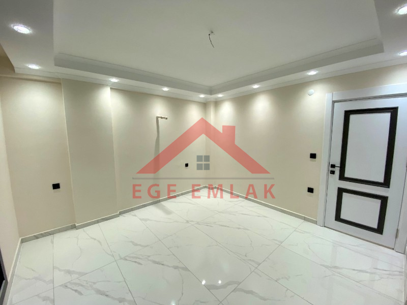 Didim Efeler Mahallesinde Satılık 6+1 Villa