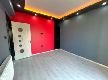 Elmas’tan Üni. Caddesi’ne 30mt Tek Blok Havuzlu Bağımsız 1+1!