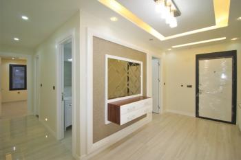 Portakal’da Cepheleri Açık Havuzlu Doğalgazlı Site İçi 4+1