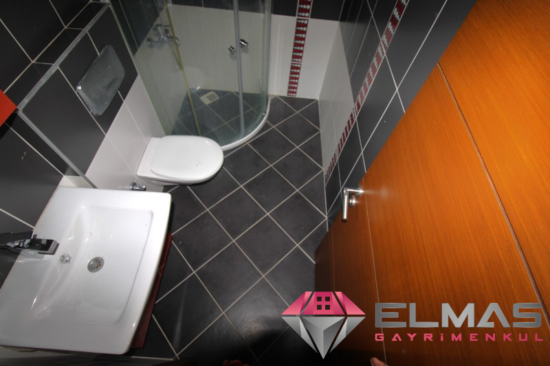 Elmas’tan F. Morel’in En Ünlü Sitesi! Hazır Olun! Lüks 3+1!
