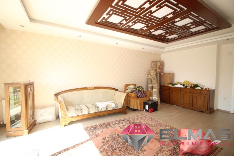 Elmas’tan Merkez Mh’de Peyzajını Panoramik Seyredeceğiniz 4+1