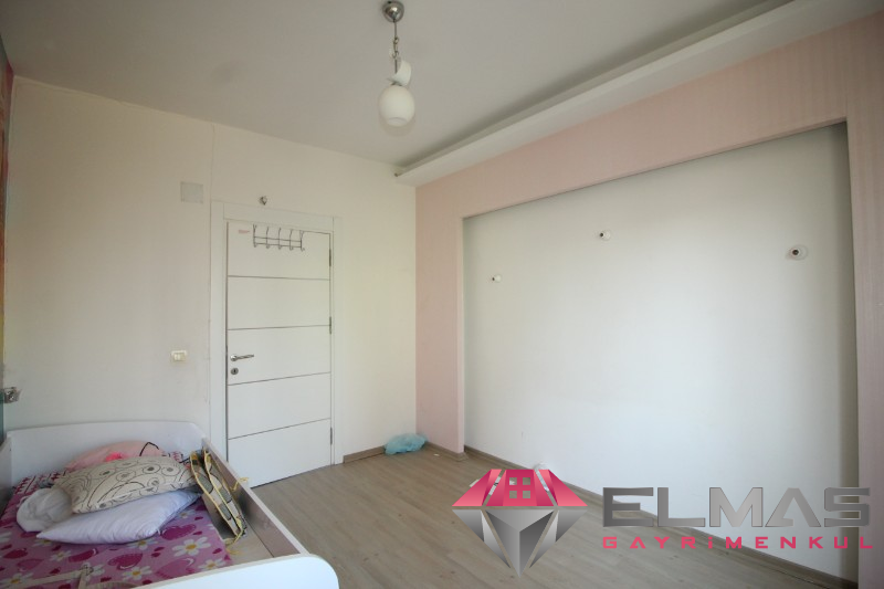 Elmas’tan Merkez Mh’de Peyzajını Panoramik Seyredeceğiniz 4+1