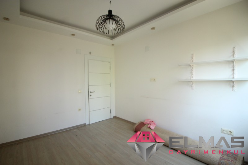 Elmas’tan Merkez Mh’de Peyzajını Panoramik Seyredeceğiniz 4+1