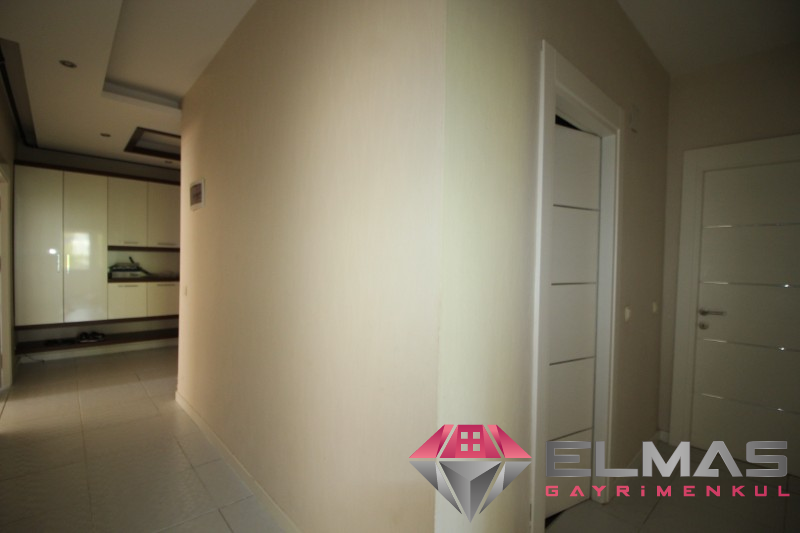 Elmas’tan Merkez Mh’de Peyzajını Panoramik Seyredeceğiniz 4+1