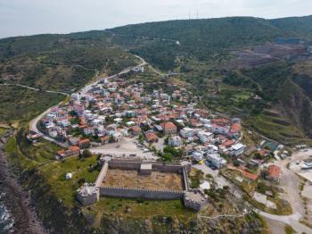 Ayvacık Babakale Köyünde 9.175 m² EKO TURİZM imarlı SATILIK arsa