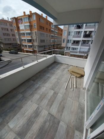 GÜVENAY - ÇORUM TOPRAK SANAYİ OKULU YANINDA SATILIK SIFIR 3+1 DAİRE