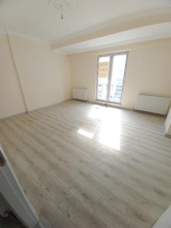 GÜVENAY - ÇORUM TOPRAK SANAYİ OKULU YANINDA SATILIK SIFIR 3+1 DAİRE