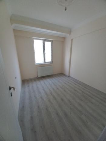 GÜVENAY - ÇORUM TOPRAK SANAYİ OKULU YANINDA SATILIK SIFIR 3+1 DAİRE