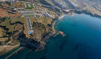 Kaçırılmayacak Fırsat Kıbrıs Girne Esentepe de Taşınmaya Hazır Özel Havuzlu Eşyalı Denize Sıfır Tek Katlı Villa