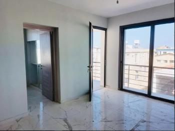 Kıbrıs Girne Karaoğlanoülu nda Ana caddeye Yakın Son 1+1 ve 2+1 Sıfır Daire