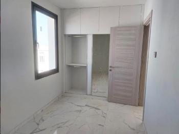 Kıbrıs Girne Karaoğlanoülu nda Ana caddeye Yakın Son 1+1 ve 2+1 Sıfır Daire