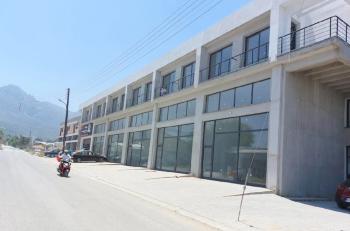 Kıbrıs Girne Karaoğlanoülu nda Ana caddeye Yakın Son 1+1 ve 2+1 Sıfır Daire