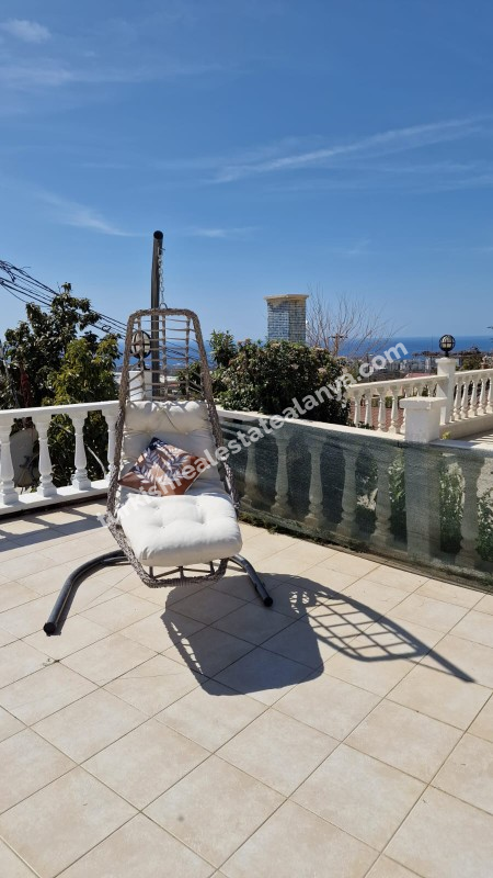 2+1 VİLLA SALE WITH POOL AND SEA VIEW 