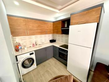 Didim Altınkum Mahallesinde Satılık 1+1 Ful Eşyalı Giriş Kat Daire