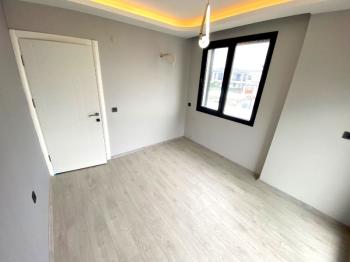 Didim'de Satılık Tam Müstakil 4+1 Ayrı Mutfaklı Villa