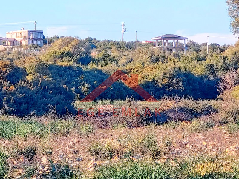 Bozsekide Satılık Arsa Göl ve Deniz Manzaralı Köşe Parsel