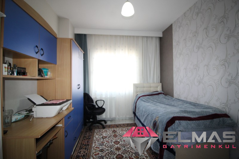 Elmas'tan Akdeniz Mah.De Site İçi Cepheleri Açık 5+1