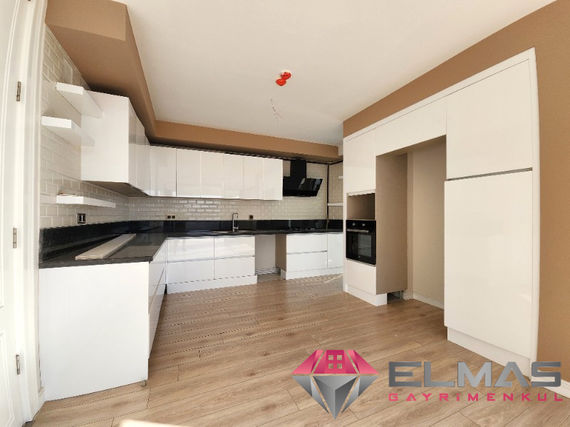 Elmas’tan 3 Banyolu, Aquaparklı, Şık, Geniş, Donanımlı Lüks 4+1
