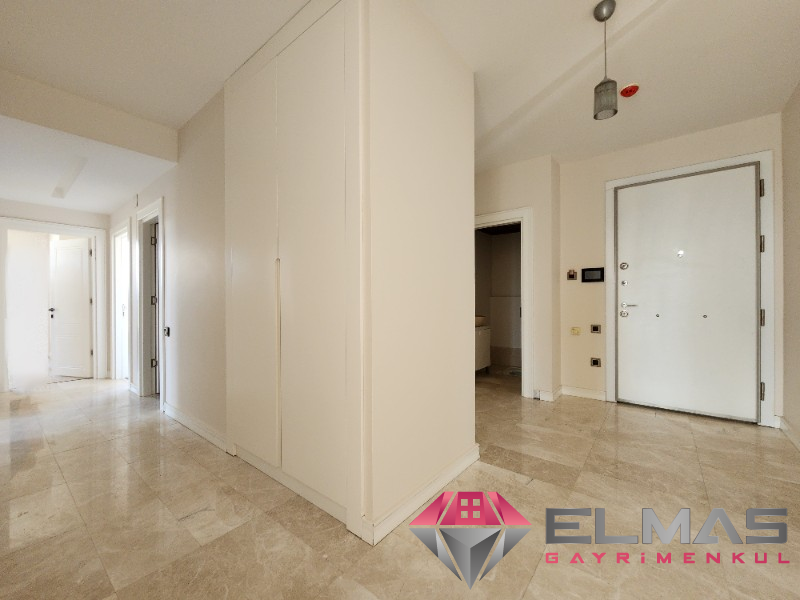 Elmas’tan 3 Banyolu, Aquaparklı, Şık, Geniş, Donanımlı Lüks 4+1