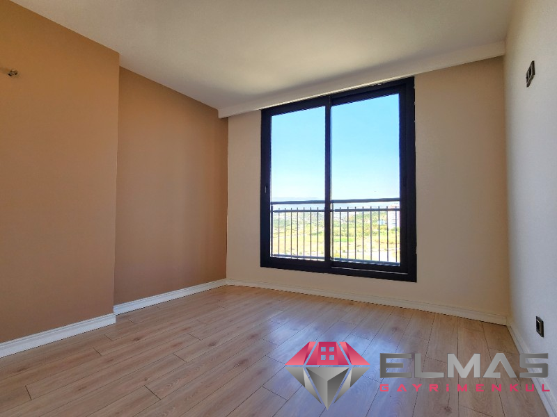 Elmas’tan 3 Banyolu, Aquaparklı, Şık, Geniş, Donanımlı Lüks 4+1