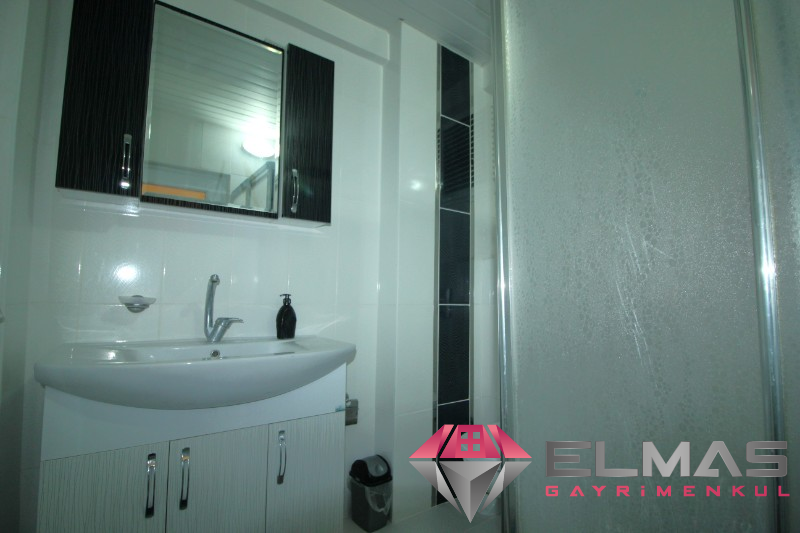 Elmas’tan Gazi Mah. İçerisi Full Yapılı Site İçi Bağımsız 3+1