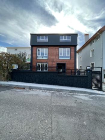 GÜVENAY - ÇORUM HİTİT PARK 2 SİTESİ YAKINI SATILIK 5+1 VİLLA