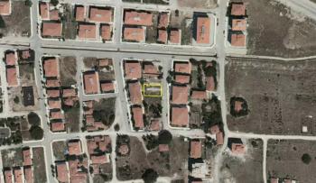 GÜVENAY - ÇORUM GÜLABİBEY KAPAKLIDA 332 M² SATILIK ARSA 