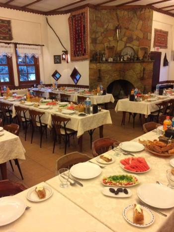 GÜVENAY - ÇORUM SAMSUN YOLU ÜZERİNDE SATILIK 18 DÖNÜM LOKANTA