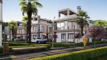 Kaçırılmayacak Fırsat Kıbrıs Girne Lapta da Denize Yakın 350 m2 Arsa İçinde 4+1 Ödeme Planlı Villalar