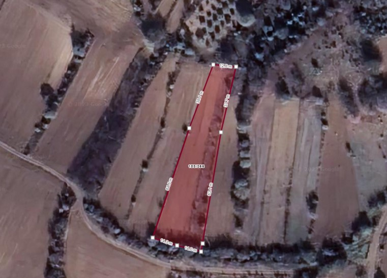 Bilecik Gölpazarı Karaağaç'ta Tarım İçin İdeal 2.077 m2 Satılık Tarla