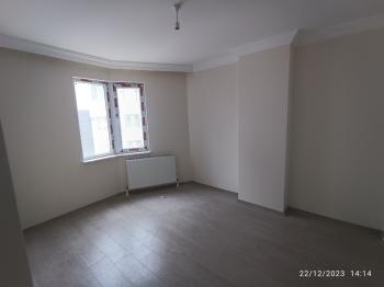 GÜVENAY - ÇORUM OSMANCIK YOLU ÜZERİ YUMURTA OKULU YANI 3+1 DAİRE