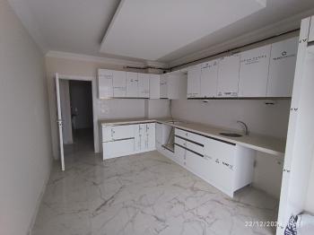 GÜVENAY - ÇORUM OSMANCIK YOLU ÜZERİ YUMURTA OKULU YANI 3+1 DAİRE