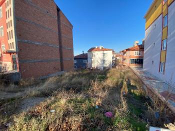 GÜVENAY – ÇORUM BEYTEPE CAMİİ KARŞISI – 335 M² SATILIK ARSA