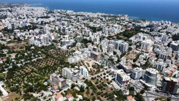 KIBRIS GİRNE MERKEZDE SATILIK 1+1 DAİRE