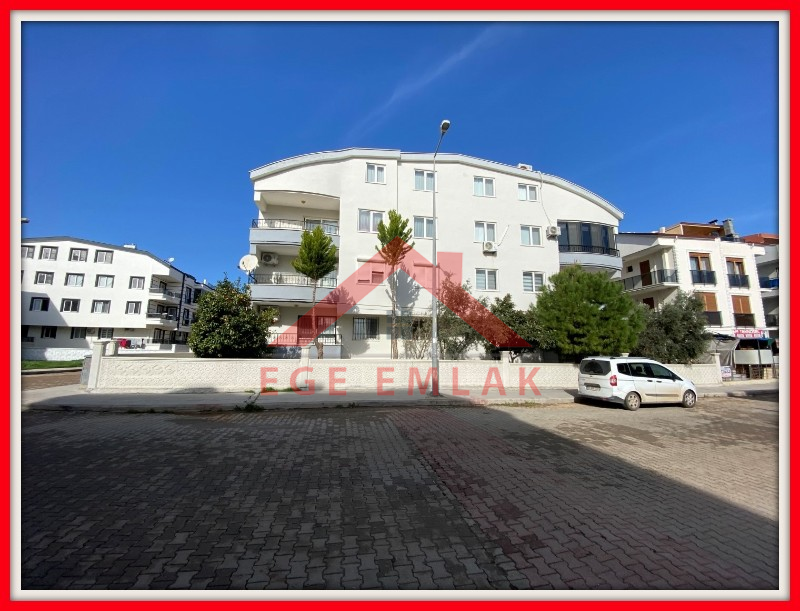 Didim Cumhuriyet Mahallesinde Satılık Giriş Kat 3+1 Daire