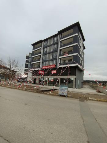 Güvenay - Çorum Fen Lisesi Ana Cadde Üzeri Kurumsal Kiracılı Dükkan