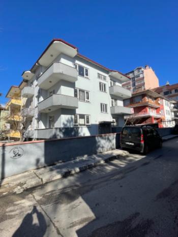 GÜVENAY - ÇORUM BAHABEY DİŞ HASTAHANESİ YAKINI KOMPLE SATILIK 3 KATLI BİNA 