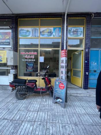 GÜVENAY – ÇORUM ASKERLİK ŞUBESİ ALTI UĞUR MUMCU CADDESİ – SATILIK DÜKKAN