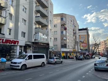 HAKAN DURMUŞ'dan Dikkaldırım Caddesi Üzeri 3+1 Ara kat 130 m2