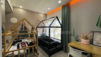 Zeytinlik Bölgesinde Özel Tasarim Türk Tapulu Satılık Lüks Villa!