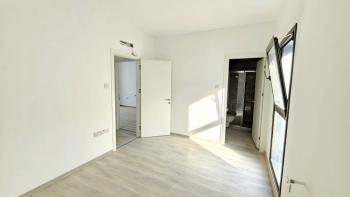 Girne Merkezde Yeni Yapilan 3+1 Satılık ikiz Villa!