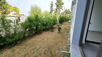 Girne Merkezde Yeni Yapilan 3+1 Satılık ikiz Villa!