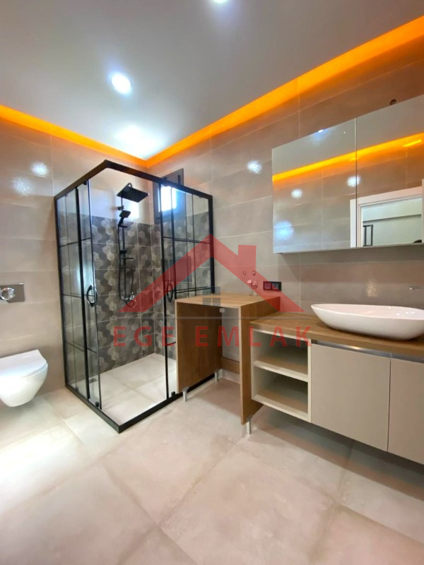 Didim'de Satılık 4+1 Hamam Ve Saunalı Villa