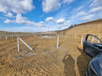 GÜVENAY - ÇORUM BARAJ MANZARALI MERKEZDE 475 M² BAHÇELER